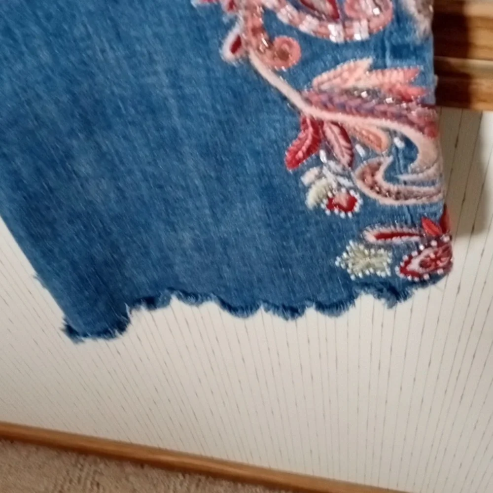 Soft Surroundings Blue Jeans with Floral Embroidery, Festival, Artistic, - Picture 5 of 7